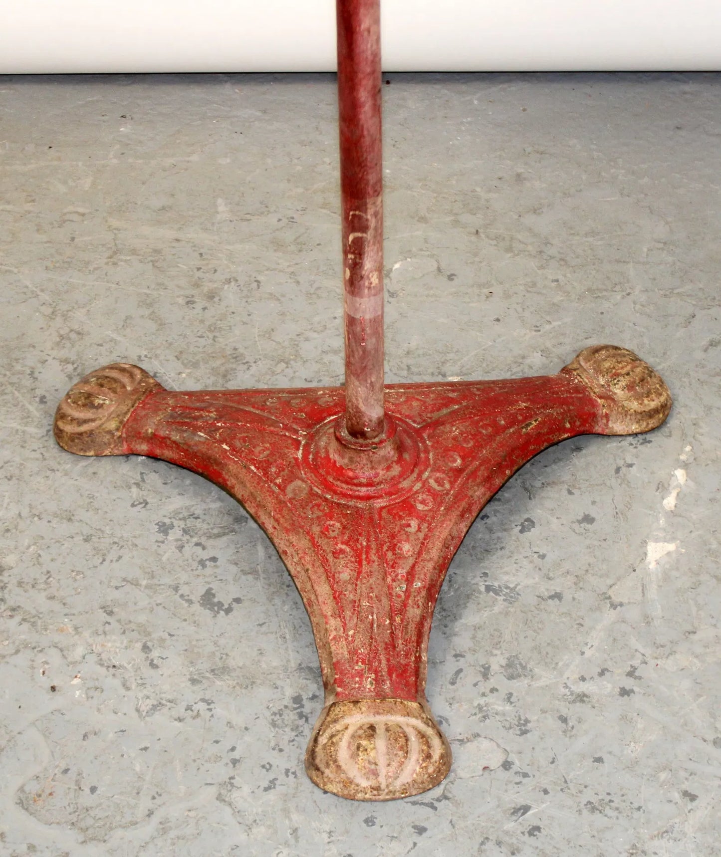 French painted red metal gueridon garden table, c 1910